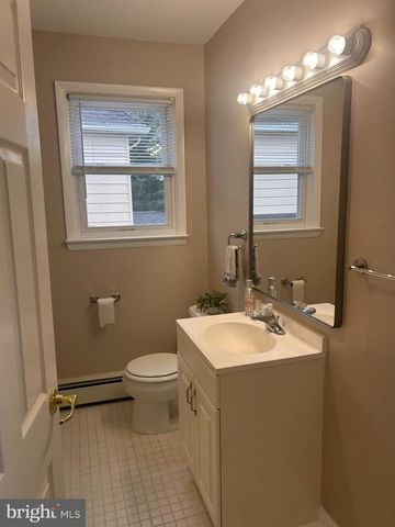 300 W EVESHAM AVE, Magnolia, NJ 08049