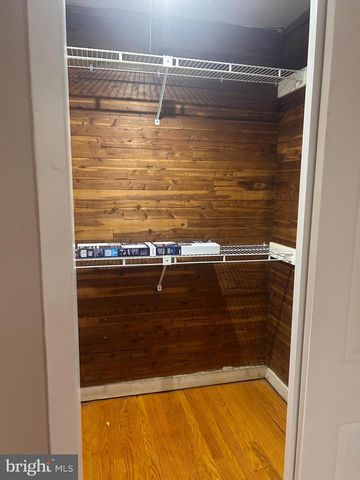 300 W EVESHAM AVE, Magnolia, NJ 08049