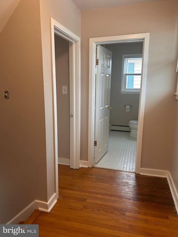 300 W EVESHAM AVE, Magnolia, NJ 08049