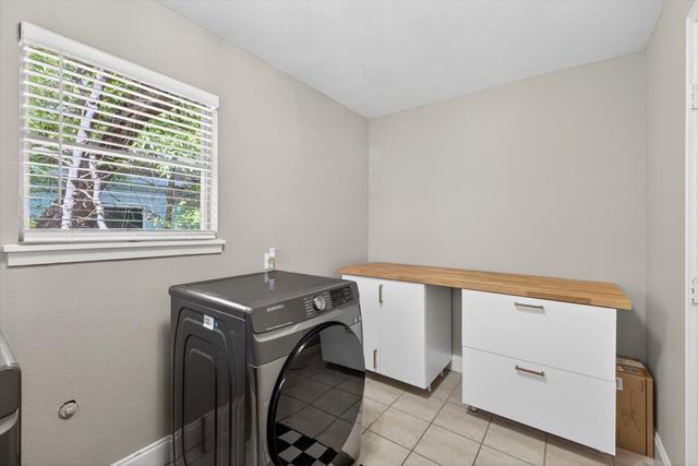 6828 Greenlee Street, Fort Worth, TX 76112