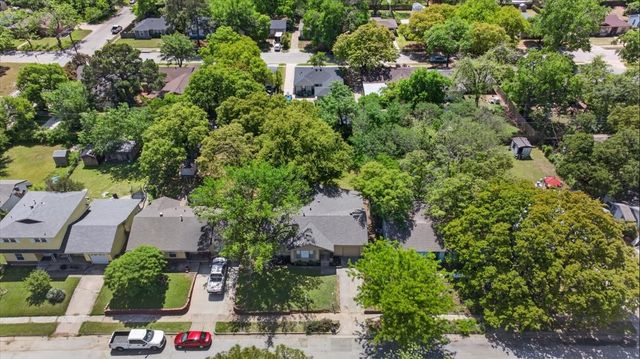 6828 Greenlee Street, Fort Worth, TX 76112