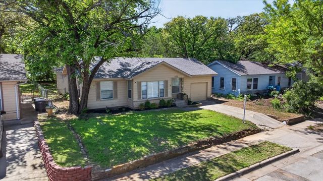 6828 Greenlee Street, Fort Worth, TX 76112