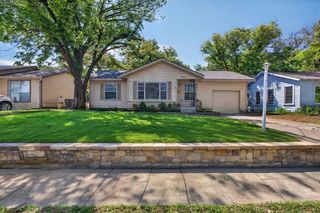 6828 Greenlee Street, Fort Worth, TX 76112