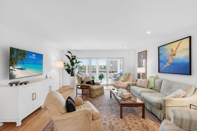 220 Macfarlane Drive S-604, Delray Beach, FL 33483