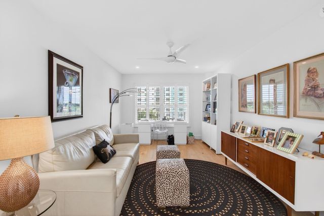 220 Macfarlane Drive S-604, Delray Beach, FL 33483