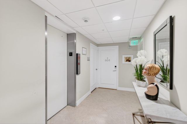 220 Macfarlane Drive S-604, Delray Beach, FL 33483