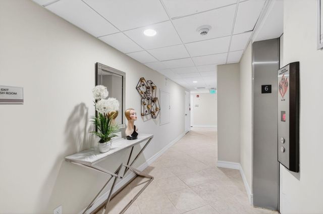 220 Macfarlane Drive S-604, Delray Beach, FL 33483