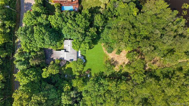 170 Barger Street, Putnam Valley, NY 10579