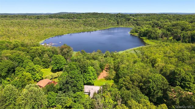 170 Barger Street, Putnam Valley, NY 10579
