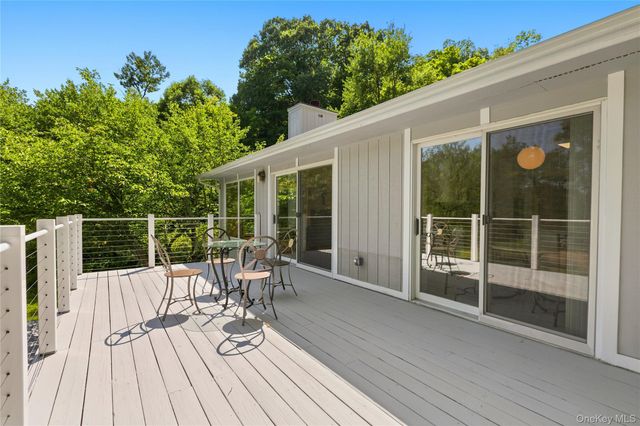 170 Barger Street, Putnam Valley, NY 10579