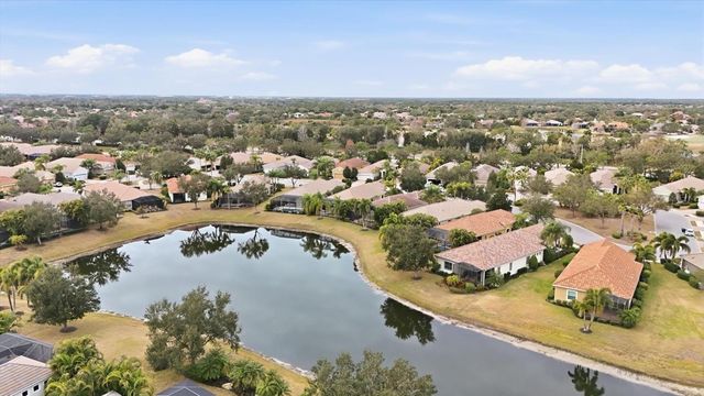 7123 WESTHILL COURT, Lakewood Ranch, FL 34202