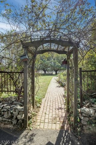 245 Old Turnpike, Tewksbury Twp., NJ 07830