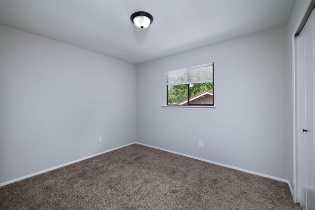 1 Ground Brier Court, The Woodlands, TX 77381