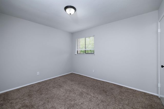 1 Ground Brier Court, The Woodlands, TX 77381