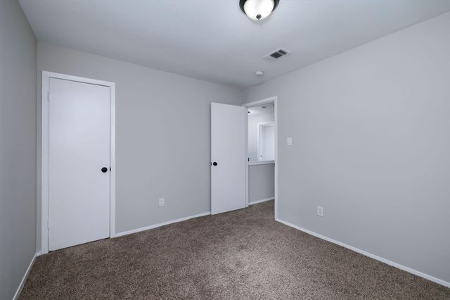 1 Ground Brier Court, The Woodlands, TX 77381