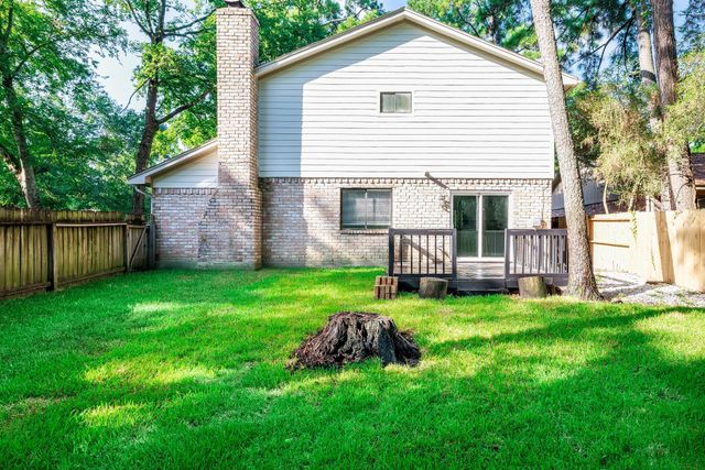 1 Ground Brier Court, The Woodlands, TX 77381