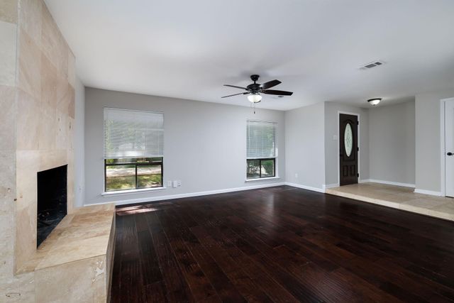 1 Ground Brier Court, The Woodlands, TX 77381