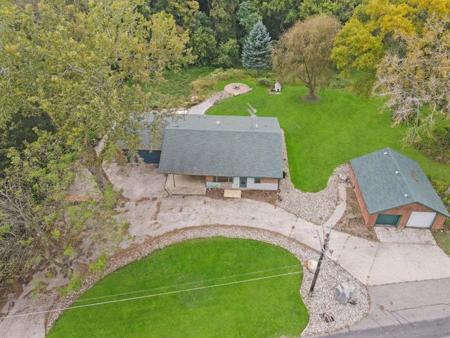 15889 Old Lake Road, Paynesville, MN 56362