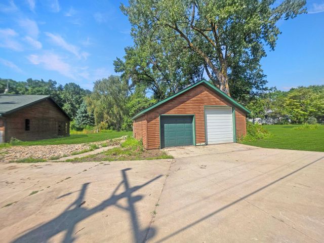 15889 Old Lake Road, Paynesville, MN 56362