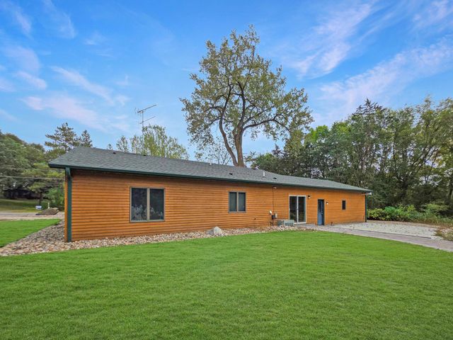 15889 Old Lake Road, Paynesville, MN 56362