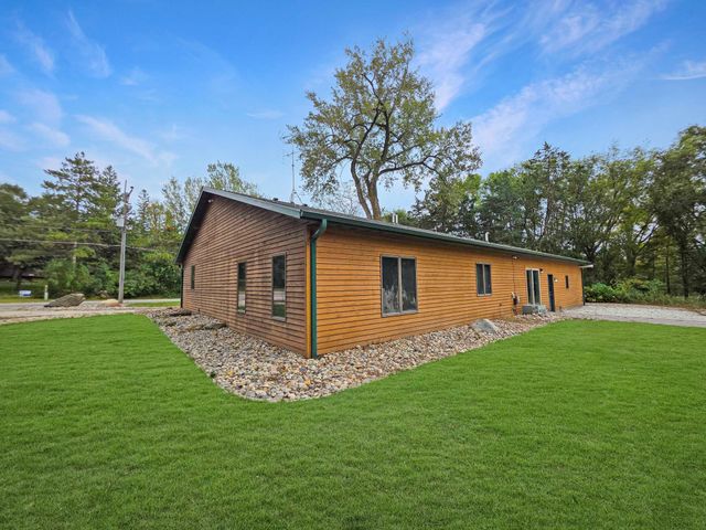 15889 Old Lake Road, Paynesville, MN 56362