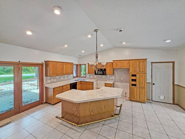 15889 Old Lake Road, Paynesville, MN 56362