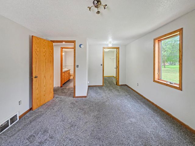 15889 Old Lake Road, Paynesville, MN 56362