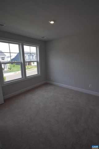 129 CRABAPPLE LN, Zion Crossroads, VA 22942