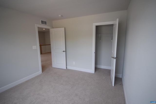 129 CRABAPPLE LN, Zion Crossroads, VA 22942