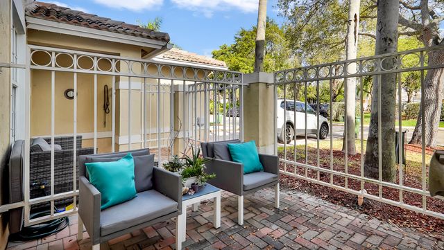 2221 NW 171st Terrace -, Pembroke Pines, FL 33028