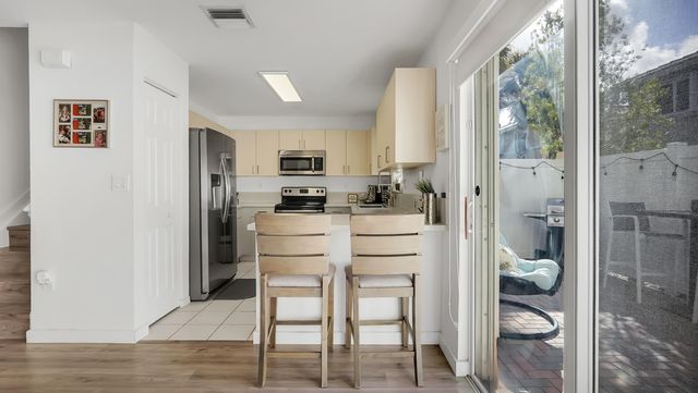 2221 NW 171st Terrace -, Pembroke Pines, FL 33028