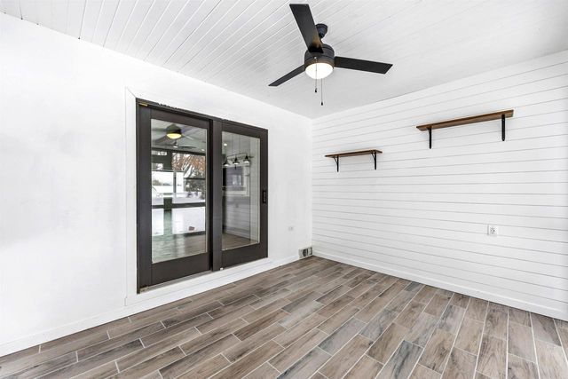 1091 CIRCLE DRIVE, Green Bay, WI 54313