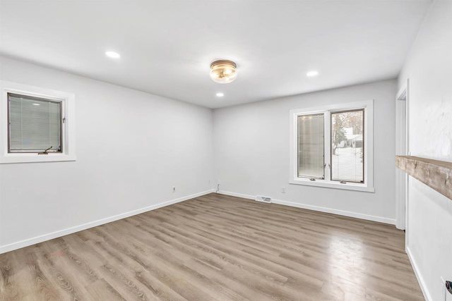 1091 CIRCLE DRIVE, Green Bay, WI 54313