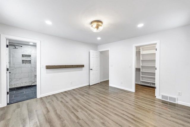 1091 CIRCLE DRIVE, Green Bay, WI 54313