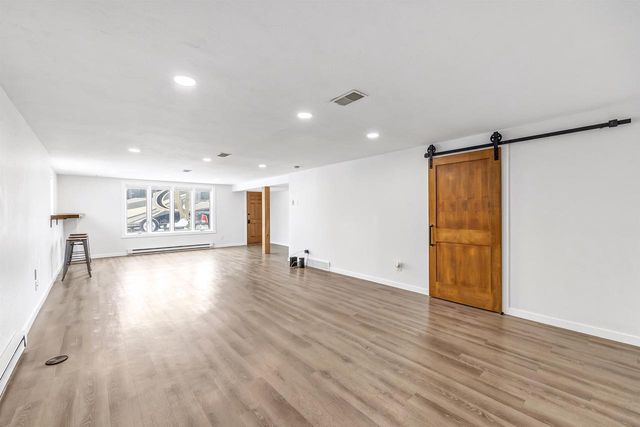 1091 CIRCLE DRIVE, Green Bay, WI 54313