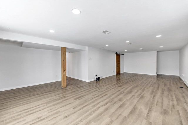 1091 CIRCLE DRIVE, Green Bay, WI 54313