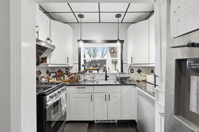 5133 Holmes STREET, Lawrenceville, PA 15201