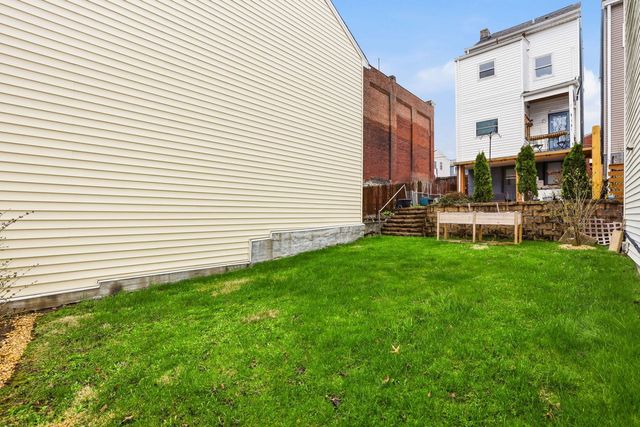 5133 Holmes STREET, Lawrenceville, PA 15201