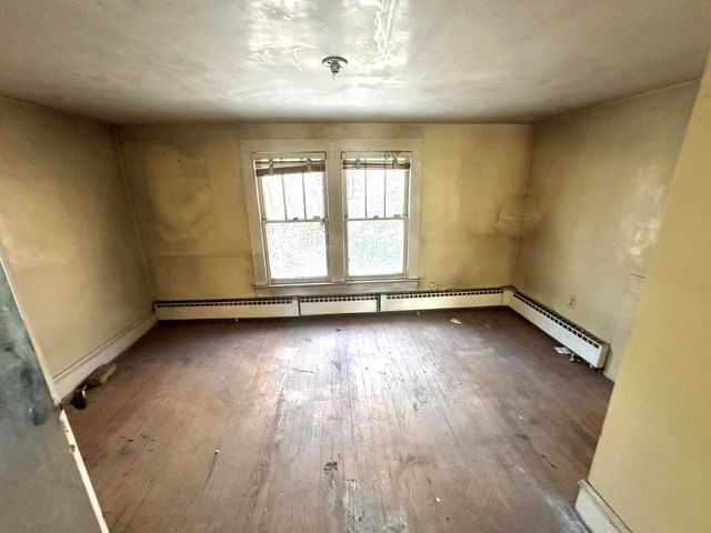 S 598 Memorial BLVD, Martinsville, VA 24112