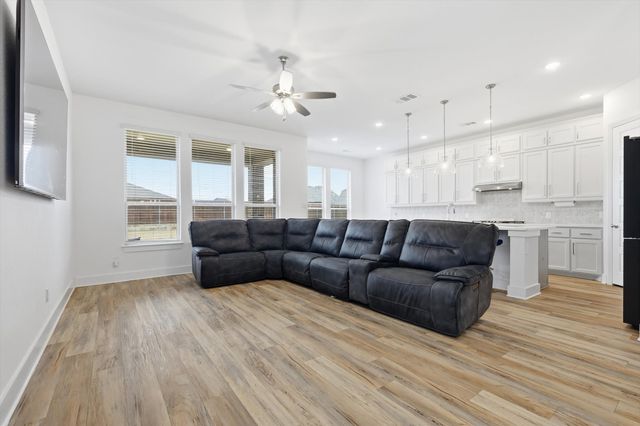 4043 Grotto Drive, Royse City, TX 75189