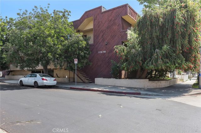 11578 Wyoming 103, Los Angeles, CA 90025
