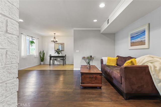 11578 Wyoming 103, Los Angeles, CA 90025