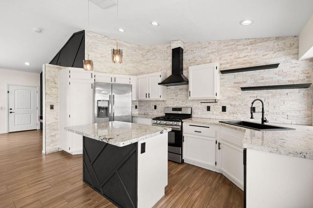 78840 Sanita Drive, La Quinta, CA 92253