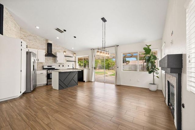 78840 Sanita Drive, La Quinta, CA 92253
