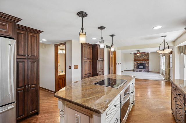991 Lakepointe Court, Union, KY 41091
