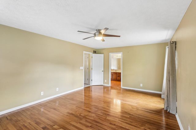 991 Lakepointe Court, Union, KY 41091