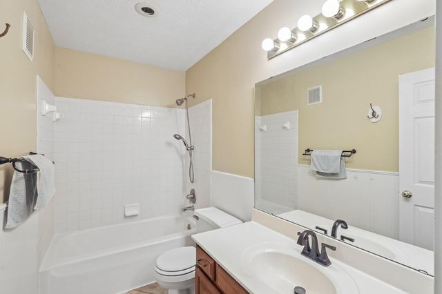 991 Lakepointe Court, Union, KY 41091