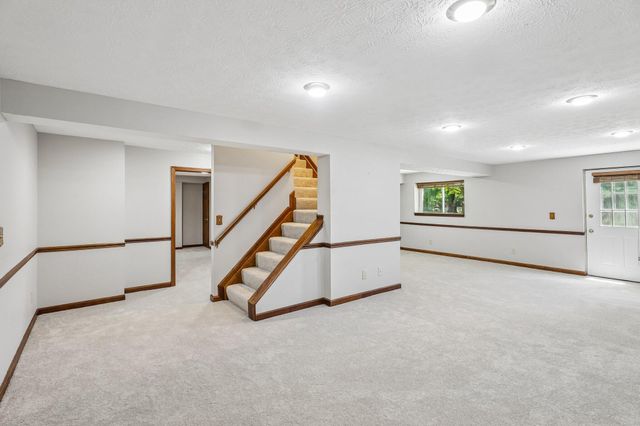 991 Lakepointe Court, Union, KY 41091