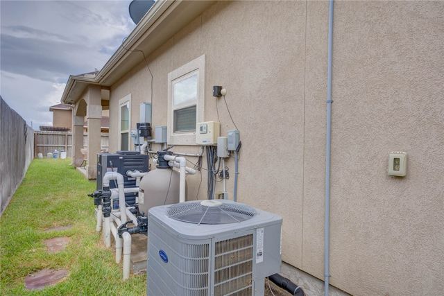 3914 Elvis Dr, Corpus Christi, TX 78414