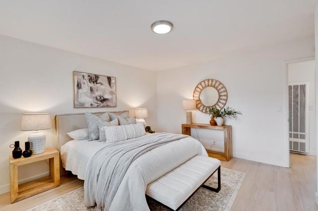 2047 Montecito Avenue 7, Mountain View, CA 94043